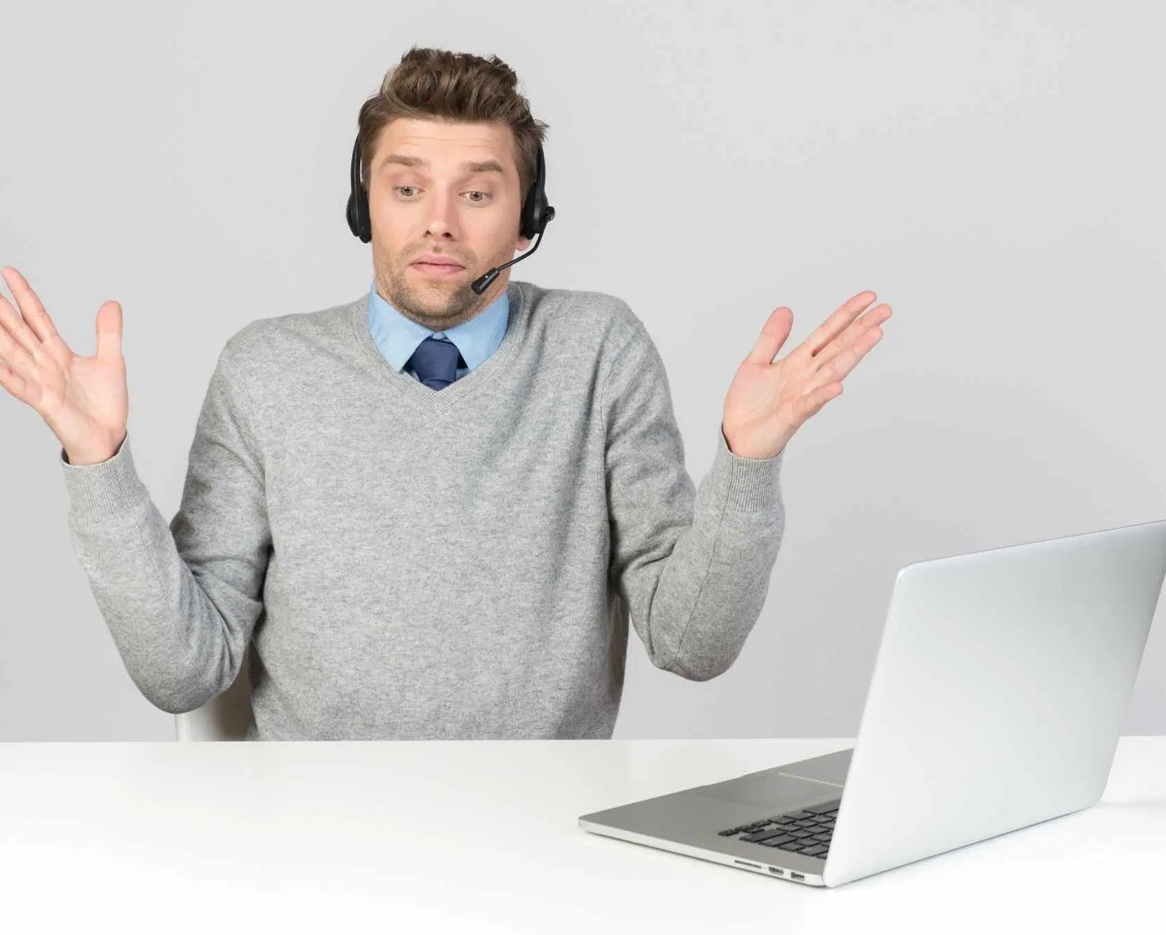 Why Your Desk Support Is Failing — And How to Fix It